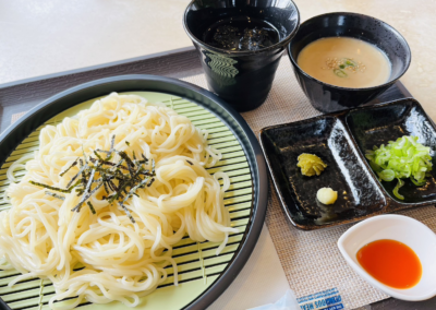 ひやむぎ｜サウナ アッセ・デ〜ル併設カフェ「リブラぴあ〜の ルアーナ」｜北見クラス ルアーナ